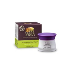 Crema de día humectante natural de Sabra para la piel normal a secar.